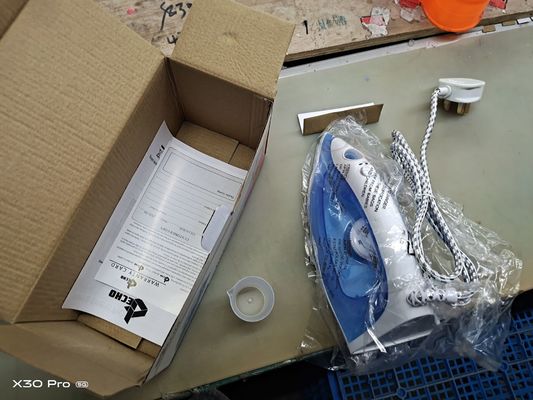 Je krijgt elke keer perfect geperst kleding met LM-303 stoom ijzer bij 230V